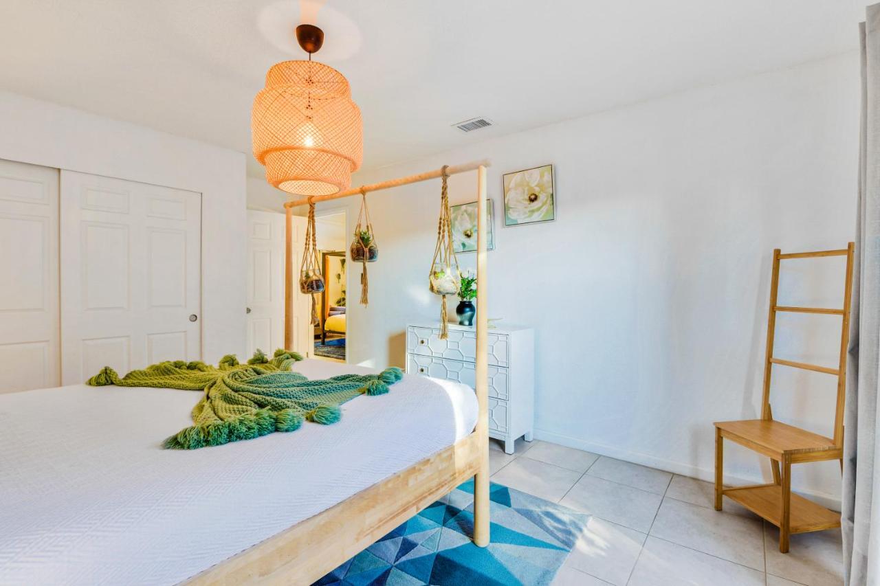 Desert Pool House: Sun, Swim, Sip & Stay Indio Exterior foto